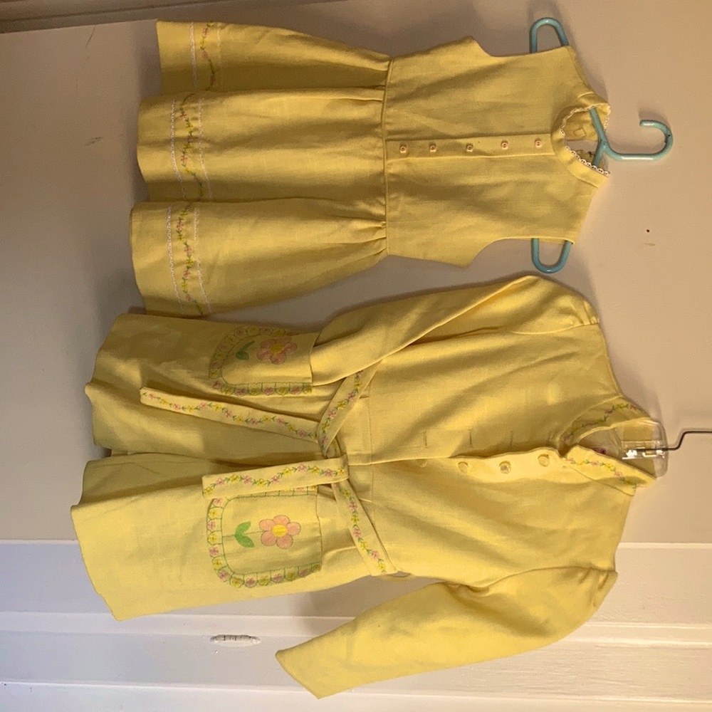 Girls dress